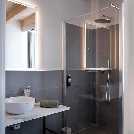 Passer Relais Bistrot * メナッジョ